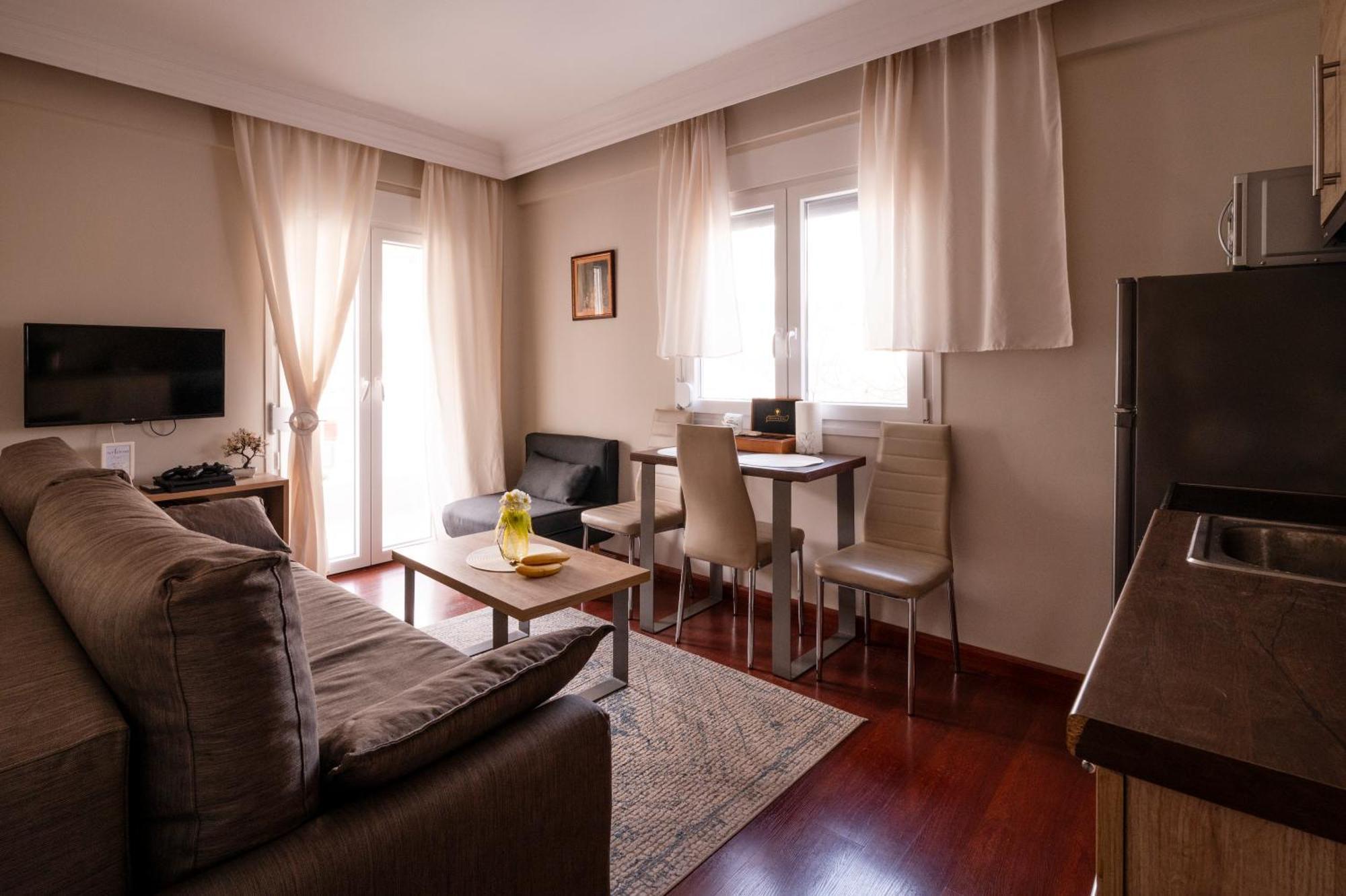 Emi'S Beach Apartment Nea Kallikrateia Exteriér fotografie